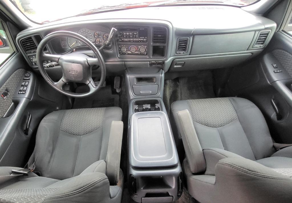 Chevrolet Avalanche 1500 2WD 2002