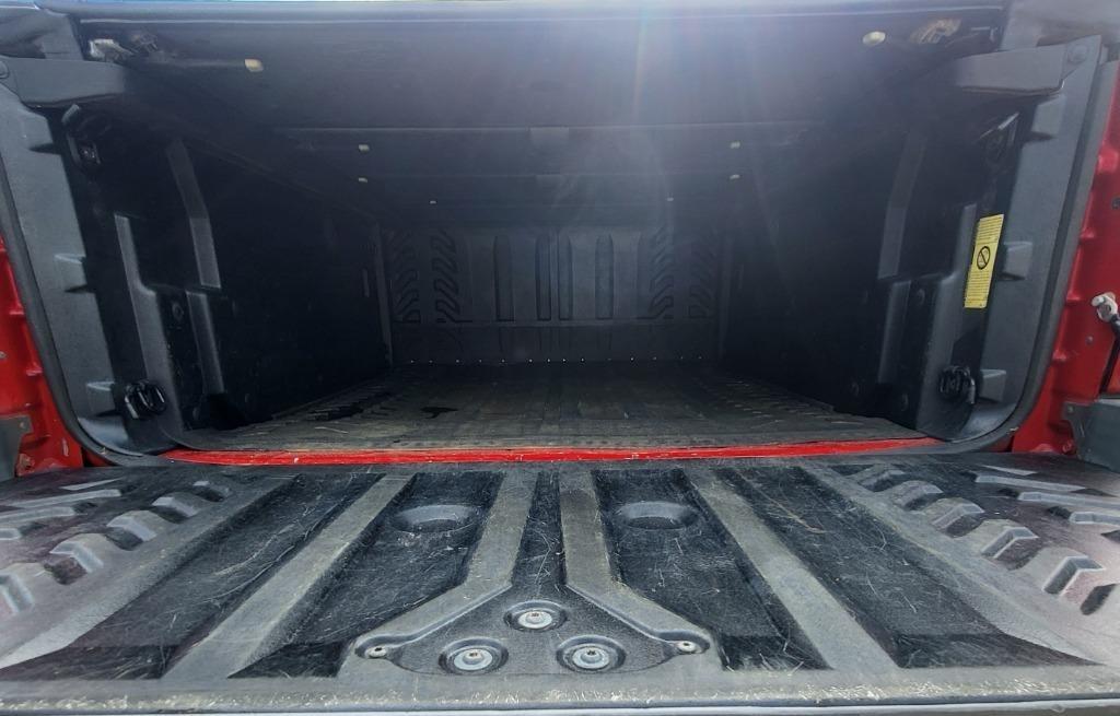 Chevrolet Avalanche 1500 2WD 2002