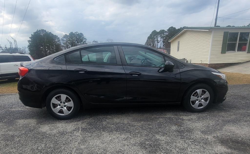 Chevrolet Cruze LS Auto 2017