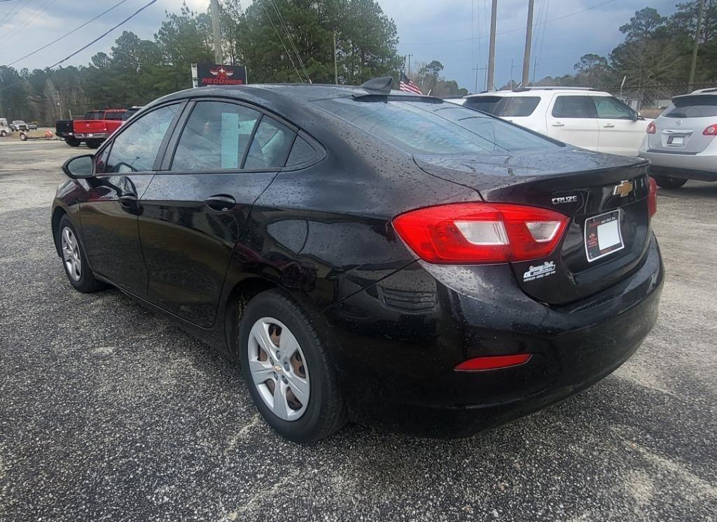 Chevrolet Cruze LS Auto 2017