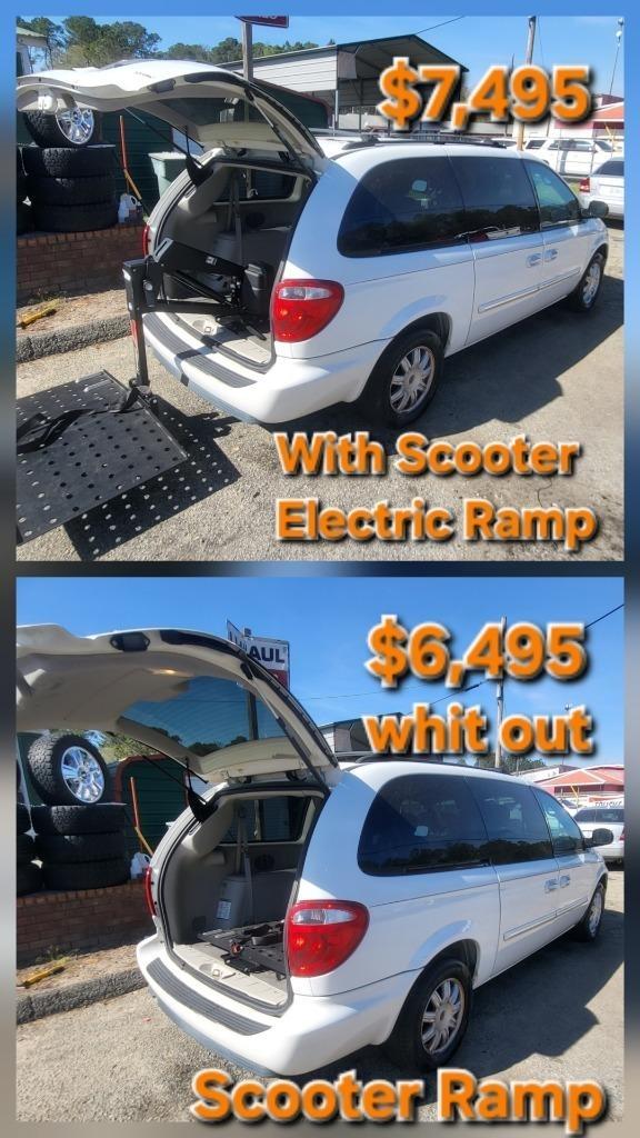 Chrysler Town & Country Touring 2006