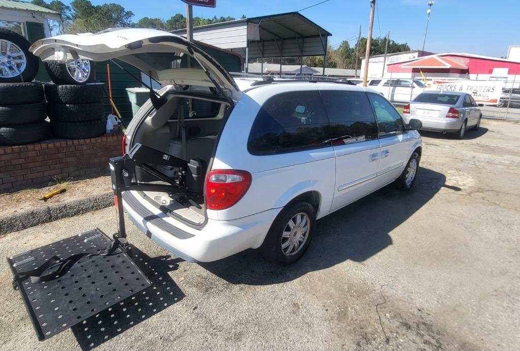 Chrysler Town & Country Touring 2006