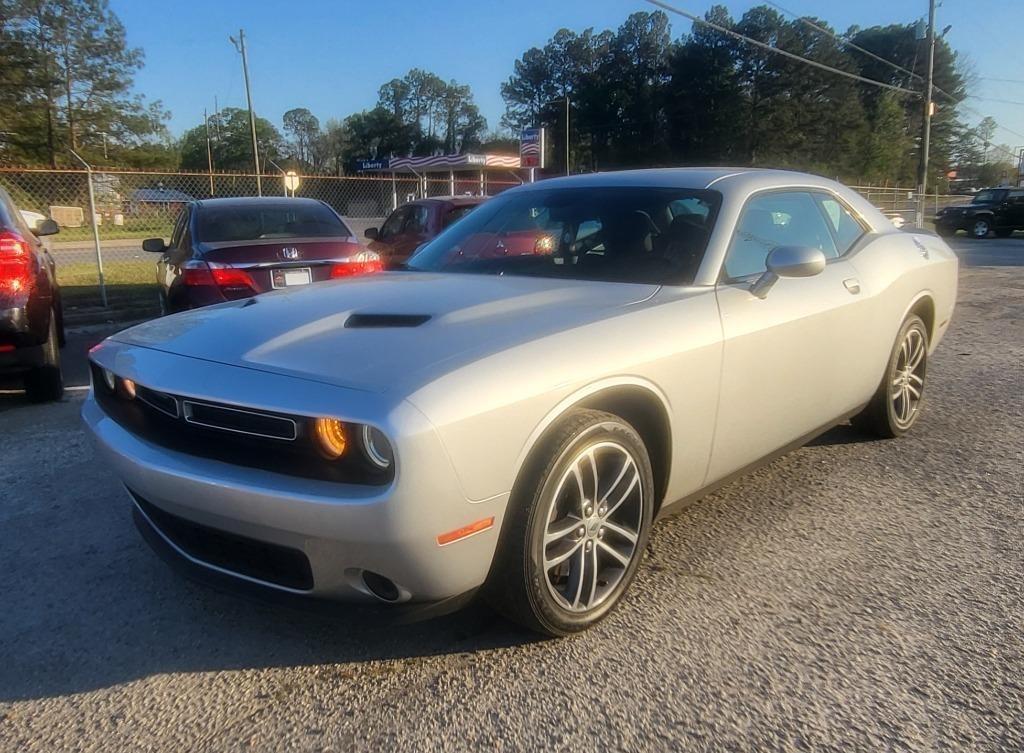 2019 Dodge Challenger SXT