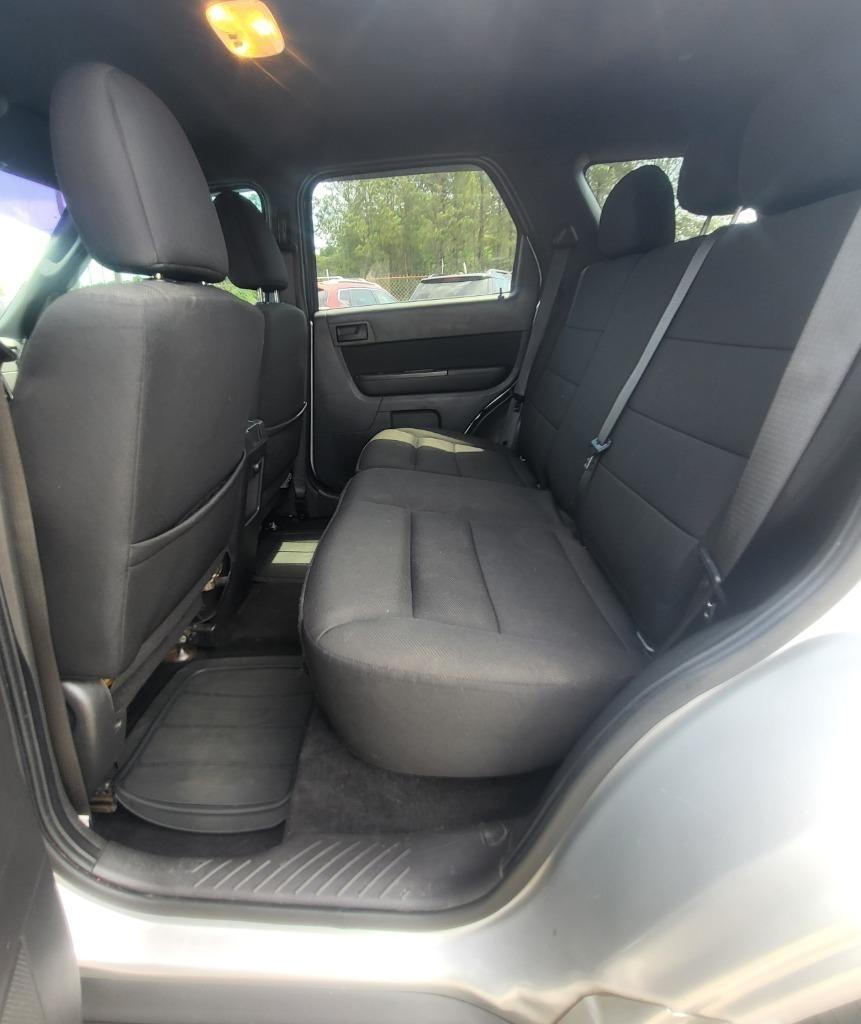 Ford Escape XLT FWD 2010
