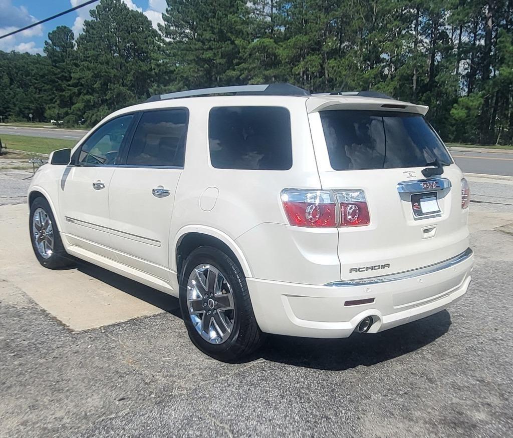 GMC Acadia Denali FWD 2011