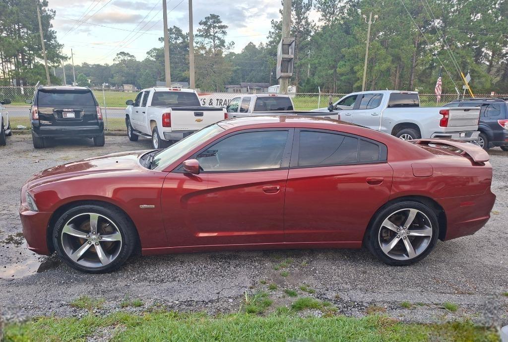 Dodge Charger photo 6