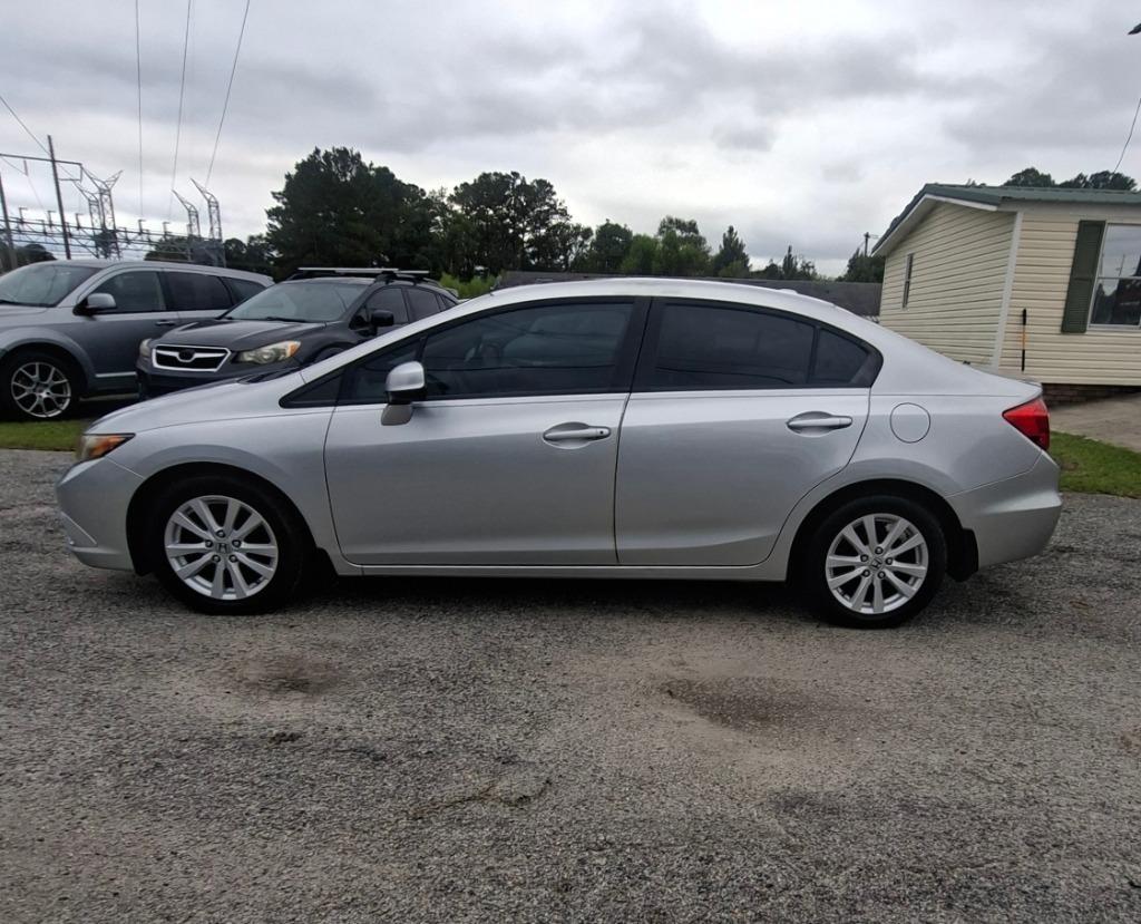 Honda Civic EX Sedan 5-Speed AT 2012