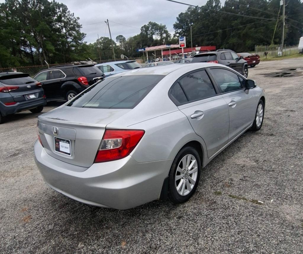Honda Civic EX Sedan 5-Speed AT 2012