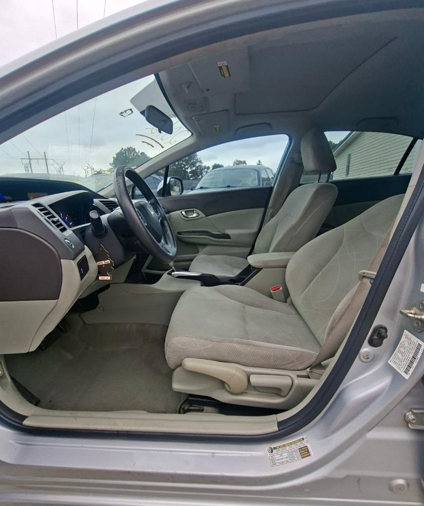 Honda Civic EX Sedan 5-Speed AT 2012