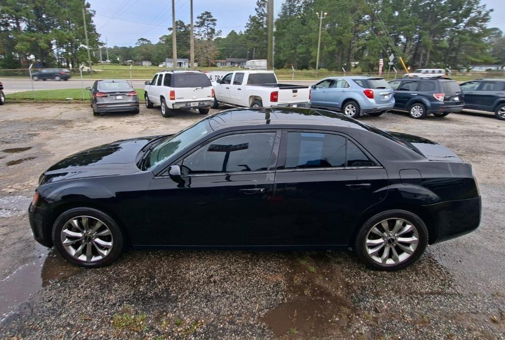 Chrysler 300 photo 5