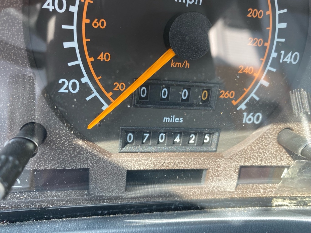 Mercedes-Benz 500 SL coupe 1991 Mercedes-Benz 500 SL coupe 1991