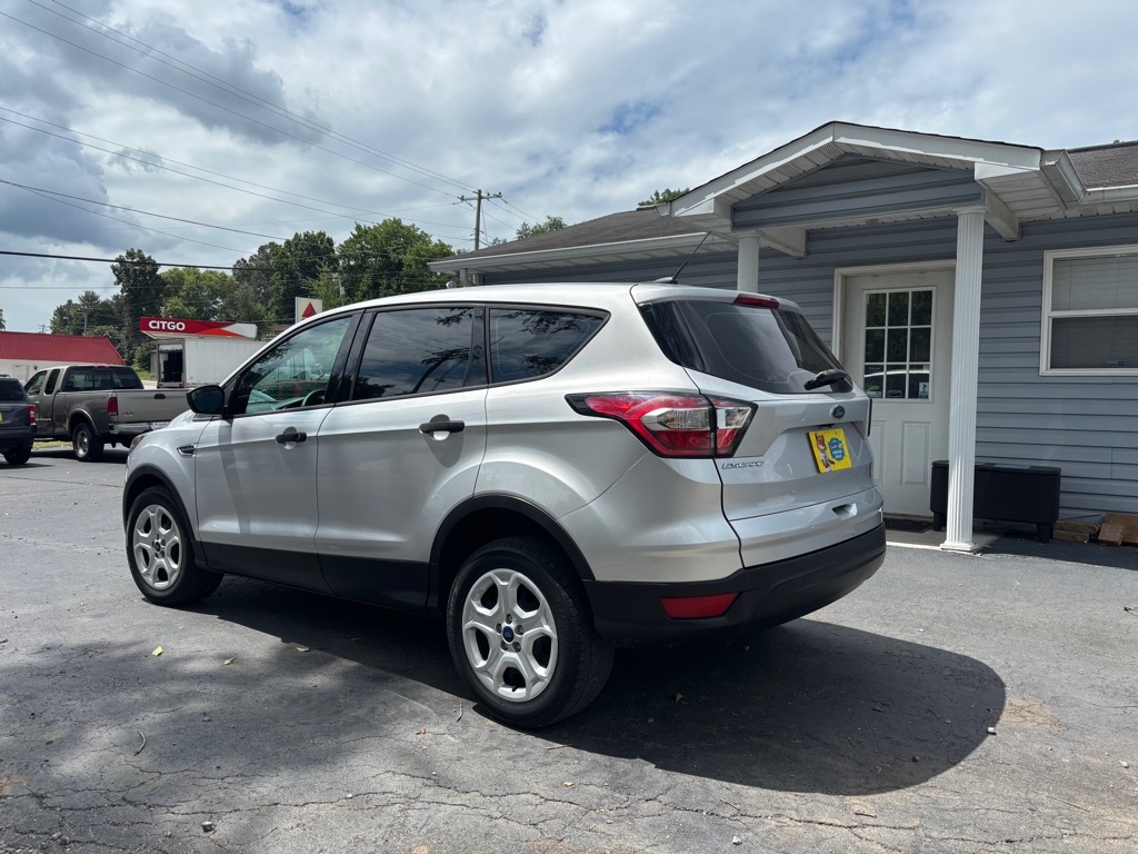 Ford Escape S FWD 2018 Ford Escape S FWD 2018