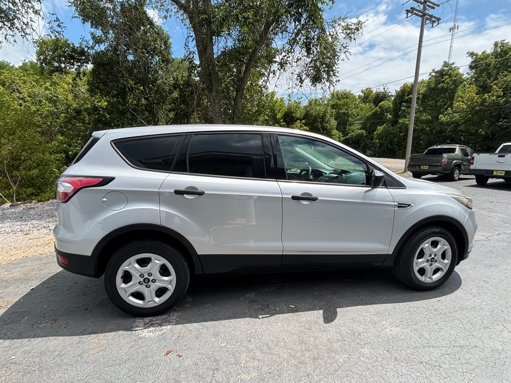Ford Escape S FWD 2018 Ford Escape S FWD 2018