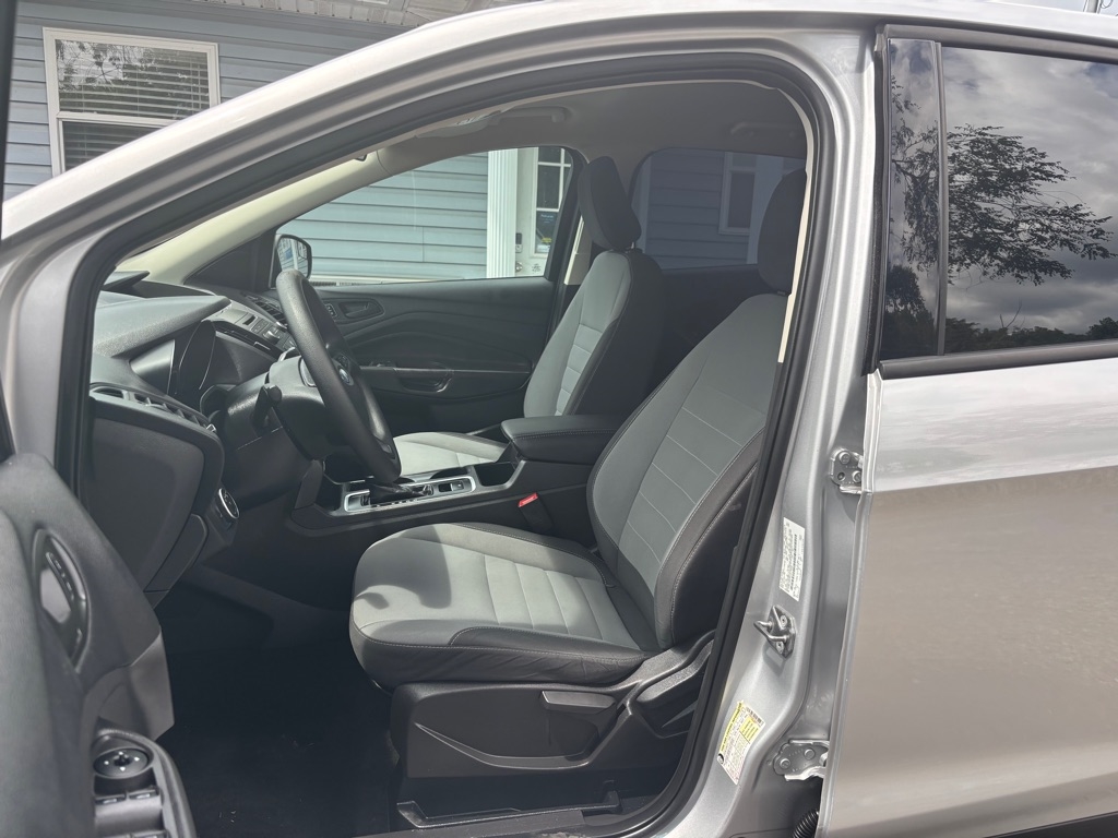 Ford Escape S FWD 2018 Ford Escape S FWD 2018