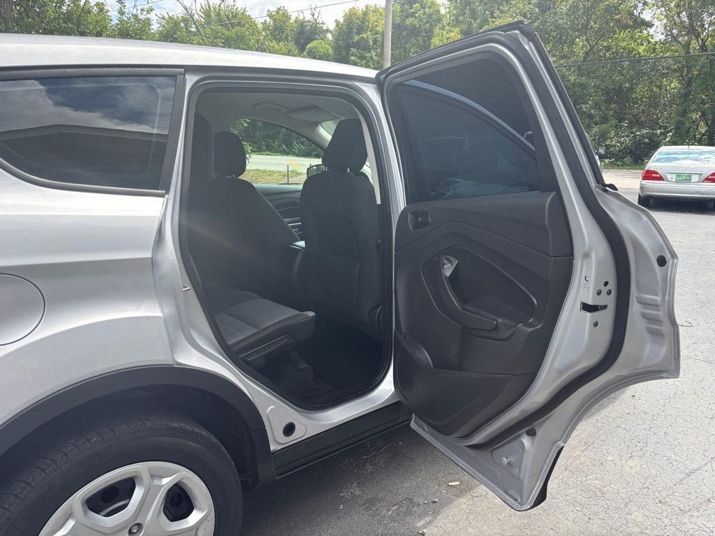 Ford Escape S FWD 2018 Ford Escape S FWD 2018