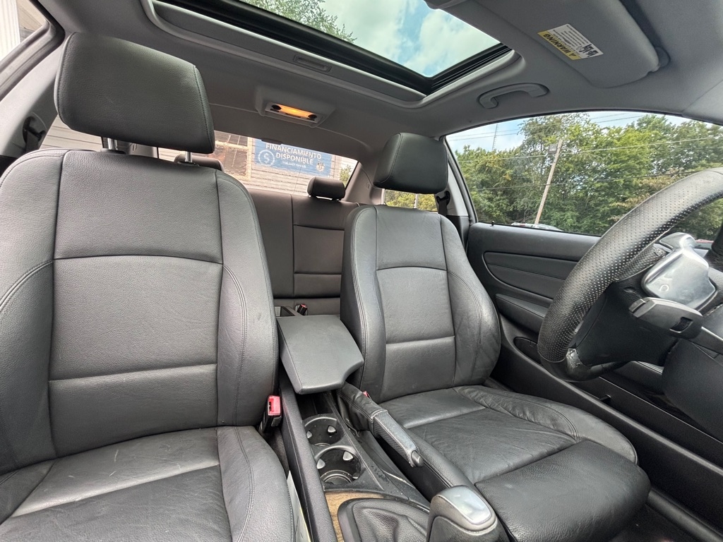 BMW 1-Series 135i Coupe 2010 BMW 1-Series 135i Coupe 2010
