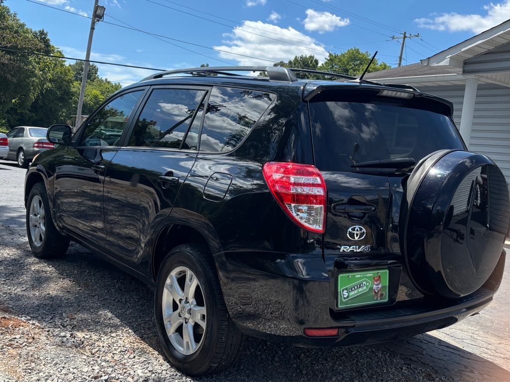 Toyota RAV4 Base I4 2WD 2012 Toyota RAV4 Base I4 2WD 2012