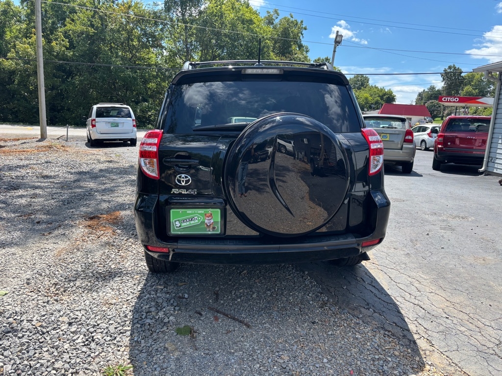 Toyota RAV4 Base I4 2WD 2012 Toyota RAV4 Base I4 2WD 2012
