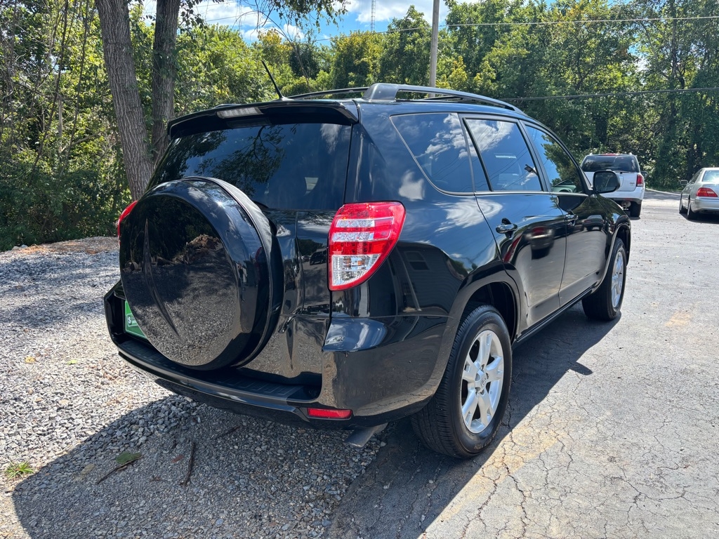 Toyota RAV4 Base I4 2WD 2012 Toyota RAV4 Base I4 2WD 2012