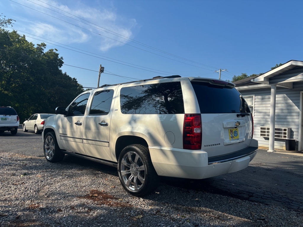 Chevrolet Suburban LTZ 1500 4WD 2011 Chevrolet Suburban LTZ 1500 4WD 2011