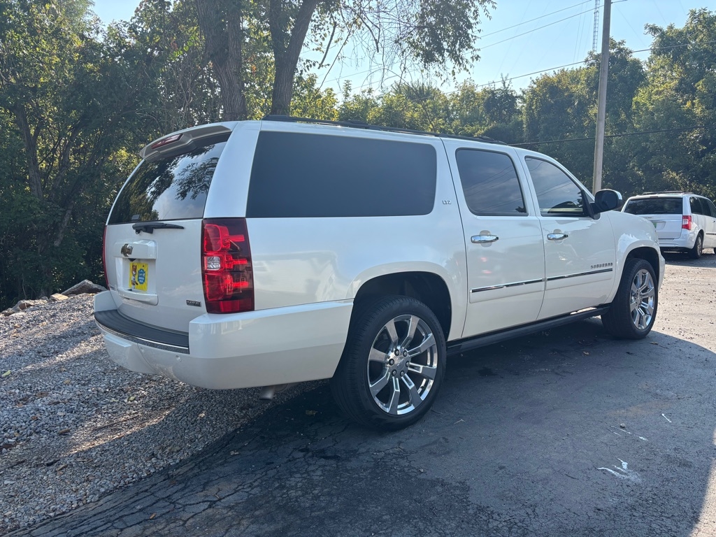 Chevrolet Suburban LTZ 1500 4WD 2011 Chevrolet Suburban LTZ 1500 4WD 2011