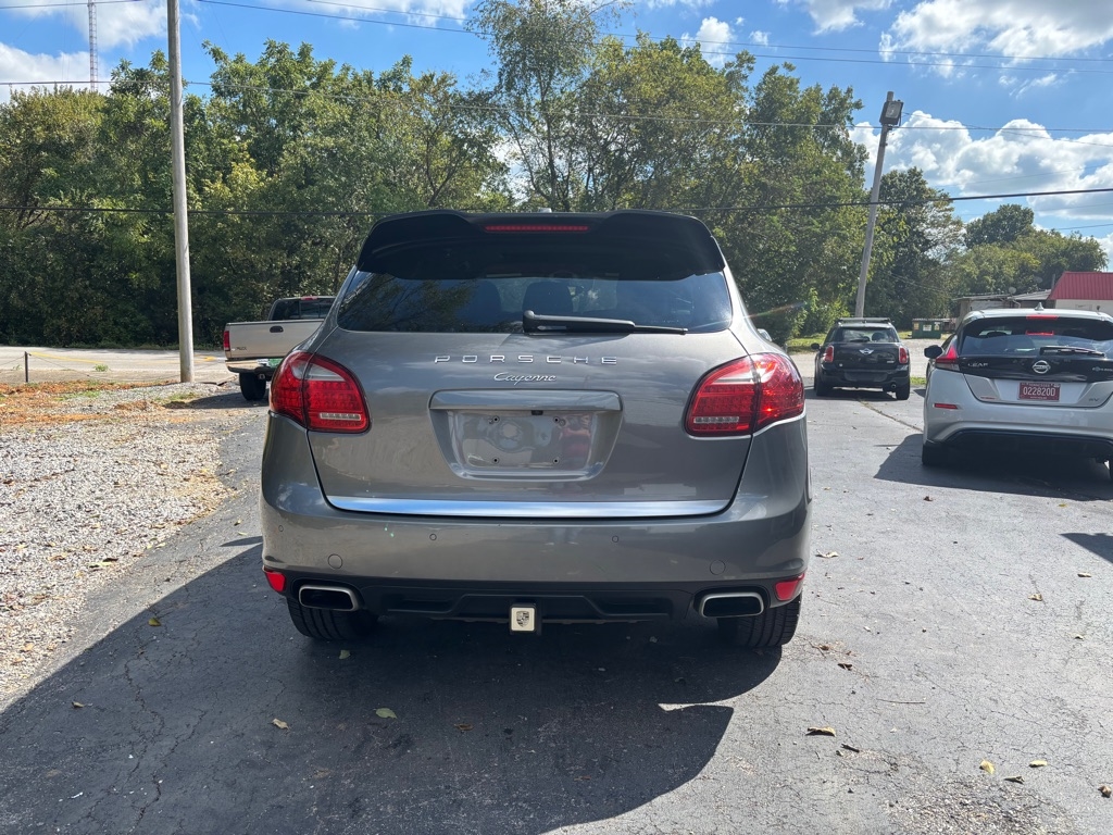 Porsche Cayenne Base 2013 Porsche Cayenne Base 2013