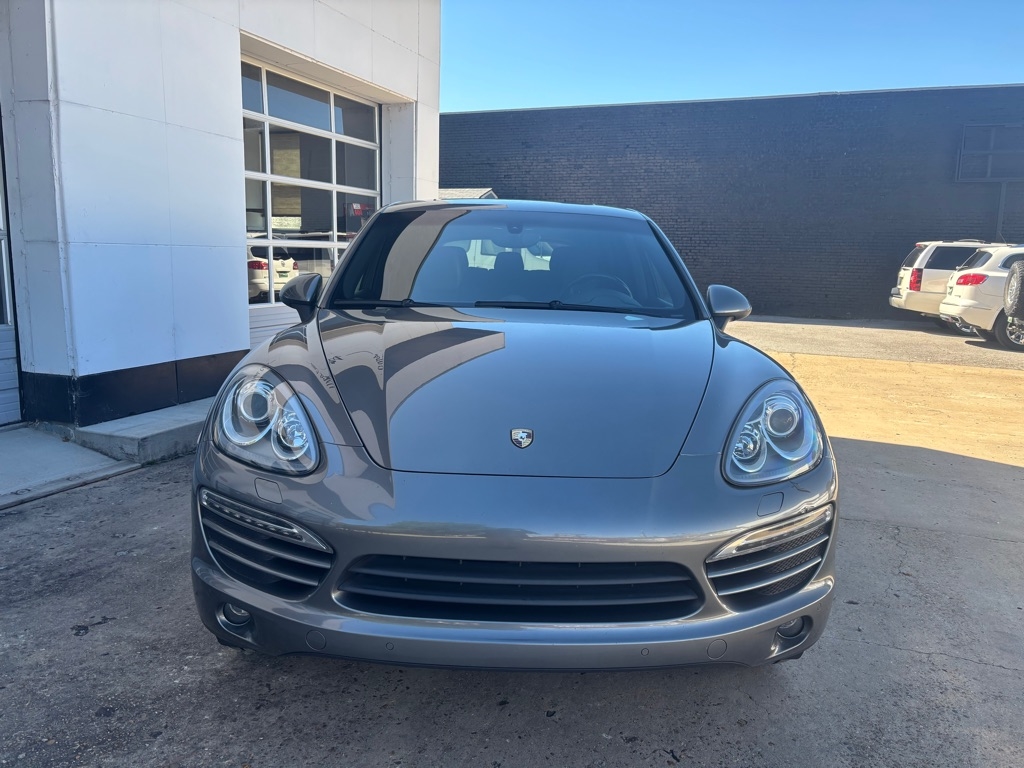 Porsche Cayenne Base 2013 Porsche Cayenne Base 2013