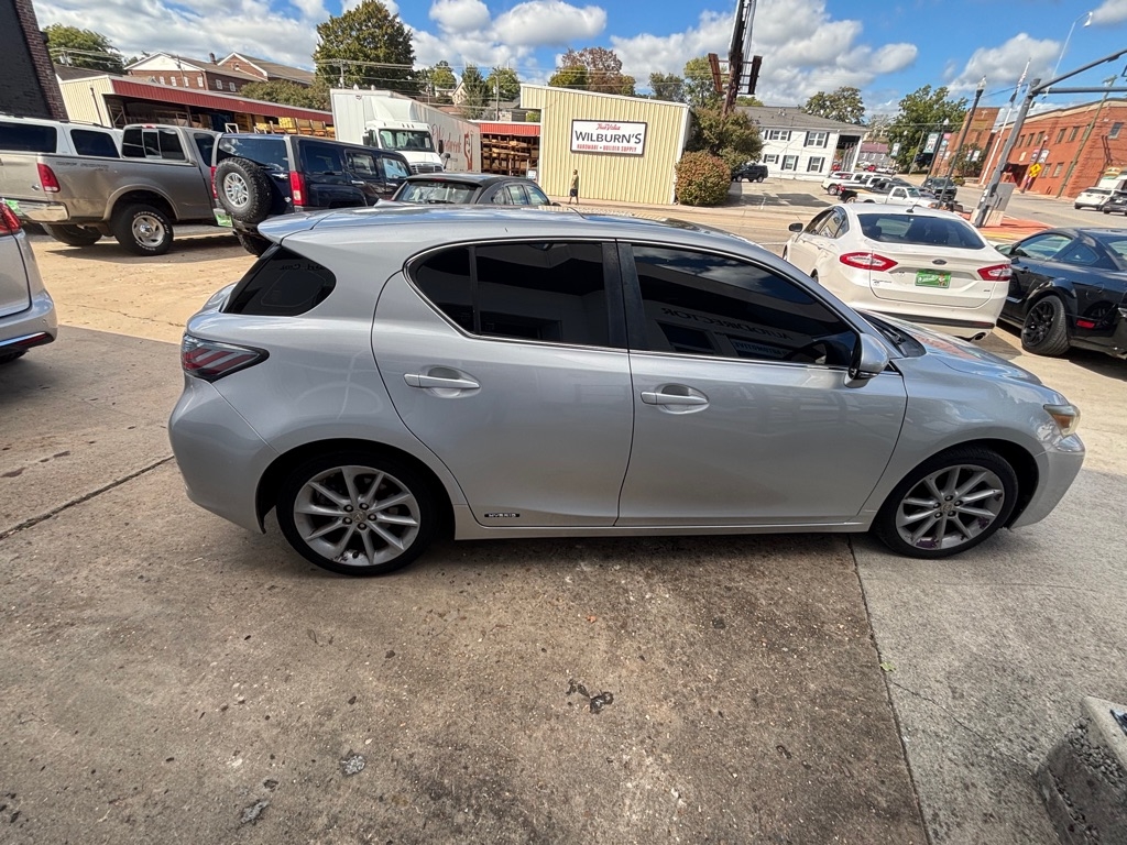 Lexus CT 200h Base 2013 Lexus CT 200h Base 2013