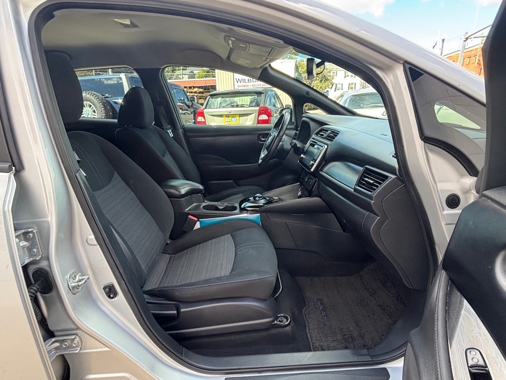 Nissan Leaf S 2018 Nissan Leaf S 2018