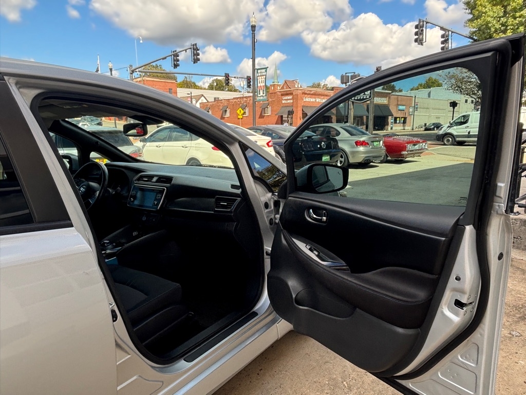 Nissan Leaf S 2018 Nissan Leaf S 2018