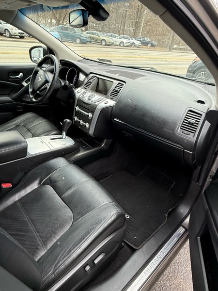 Nissan Murano S AWD 2011