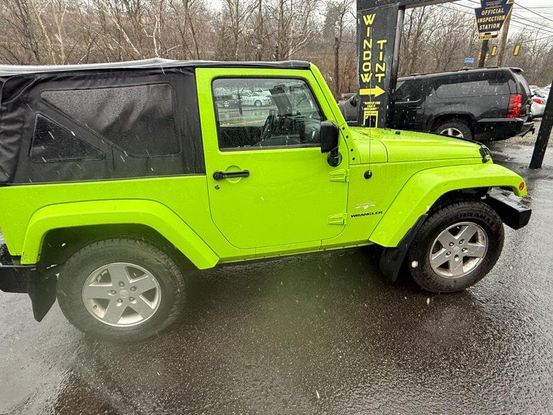 Jeep Wrangler Sahara 4WD 2012