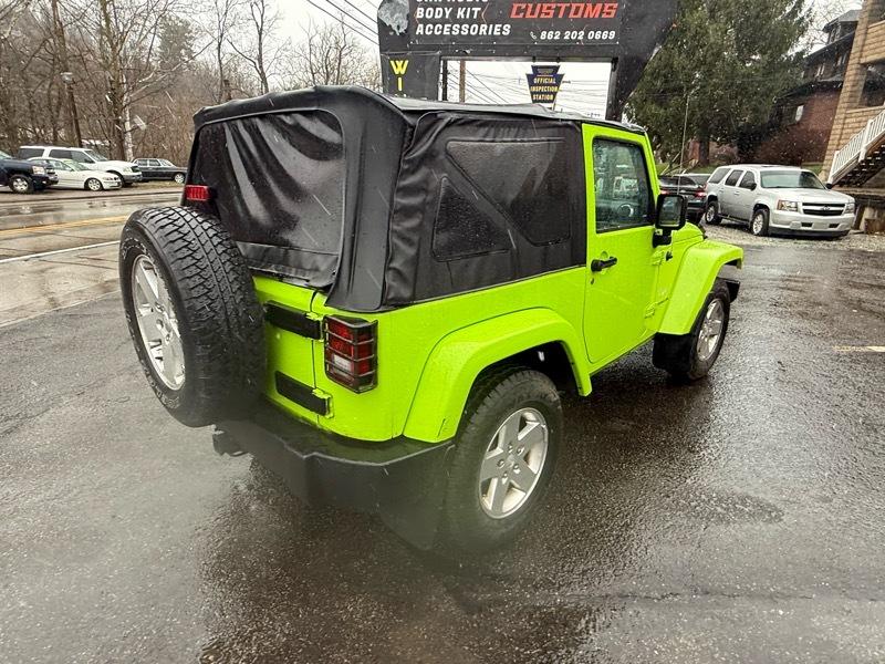 Jeep Wrangler Sahara 4WD 2012