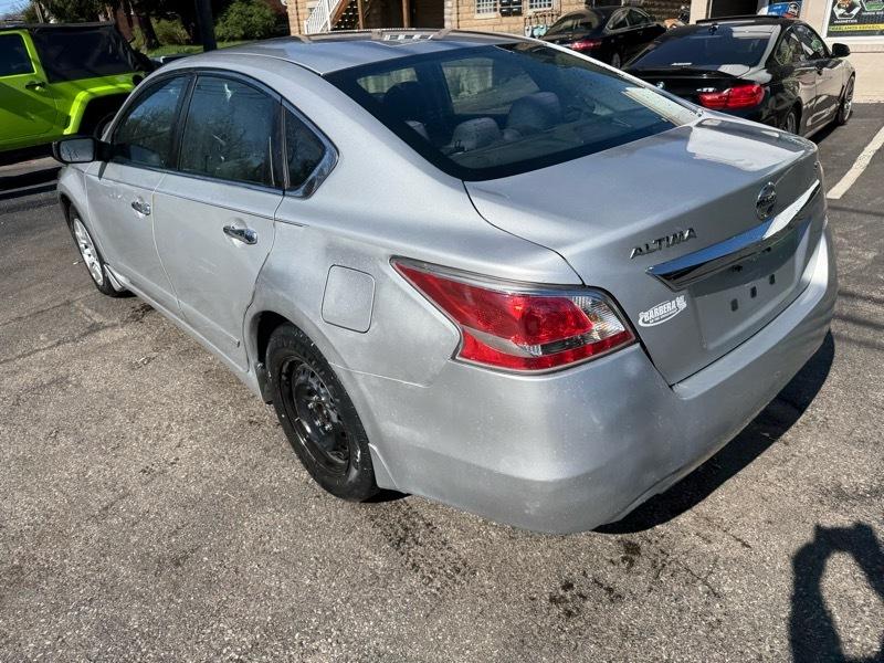 Nissan Altima 2.5 SV 2015