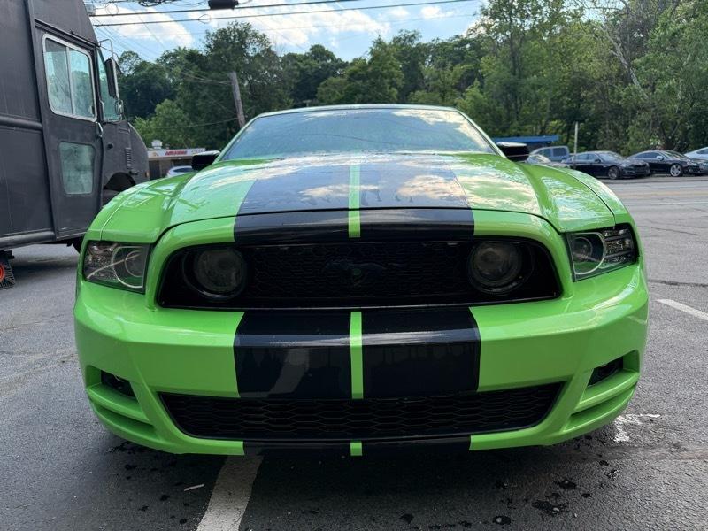 Ford Mustang V6 Coupe 2013