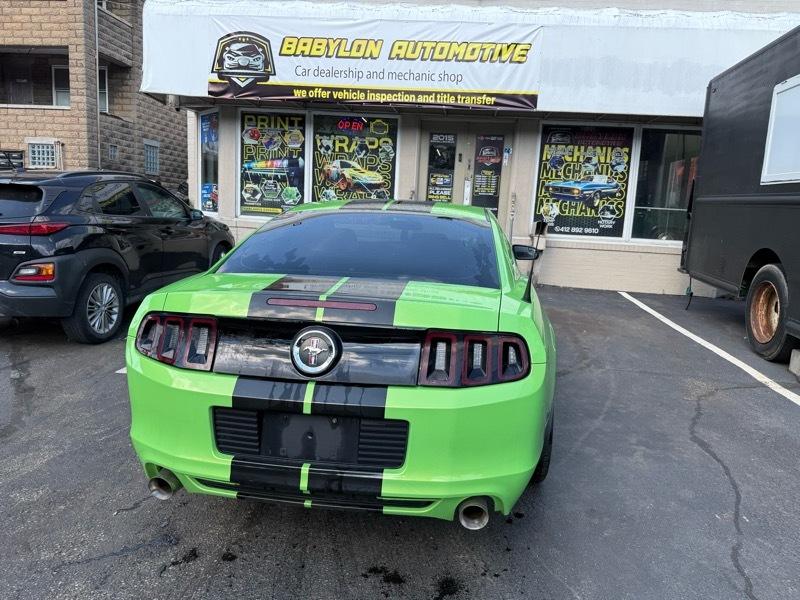 Ford Mustang V6 Coupe 2013