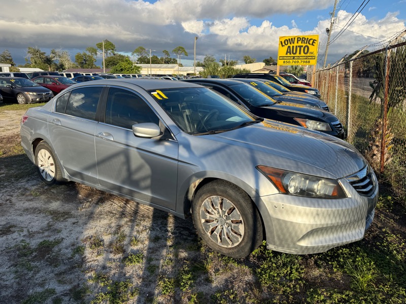 2011 Honda Accord LX's photo