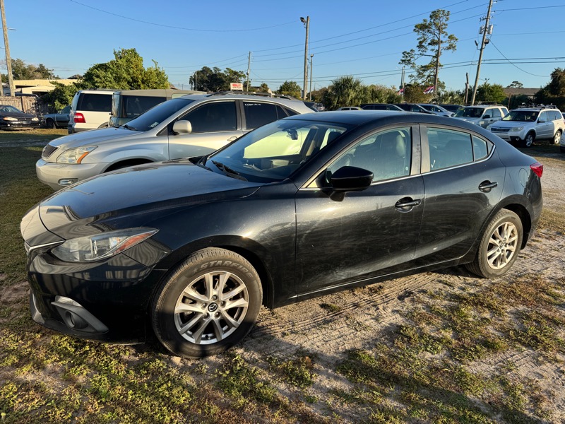 2016 Mazda MAZDA3 i Grand Touring's photo
