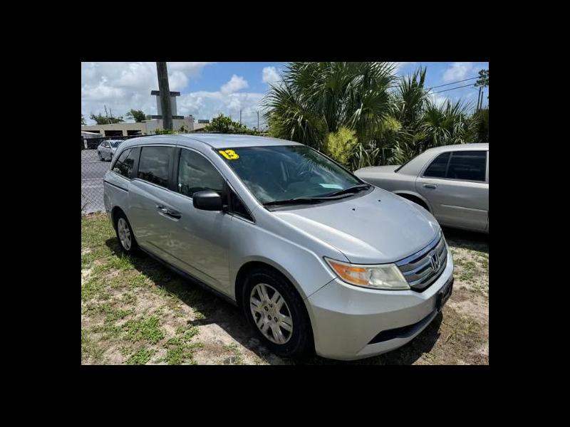 Honda Odyssey LX 2013 Honda Odyssey LX 2013