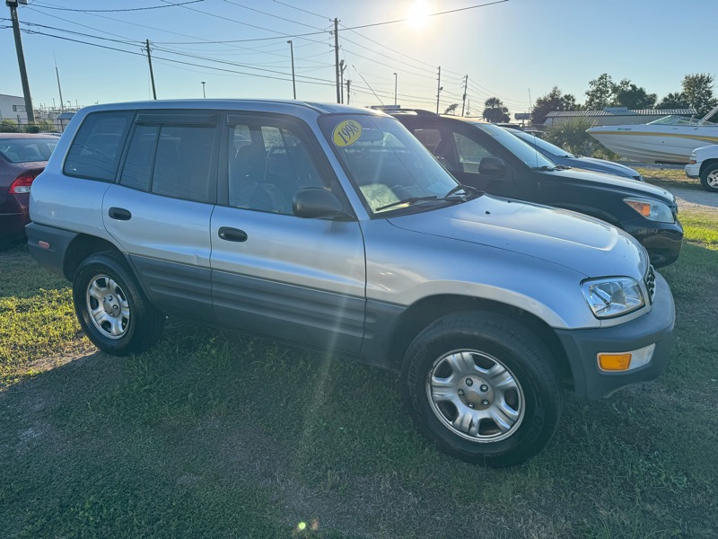 Toyota RAV4 4-Door 2WD 1998 Toyota RAV4 4-Door 2WD 1998