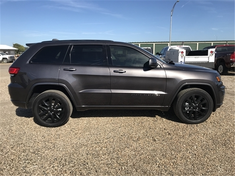 2021 Jeep Grand Cherokee Laredo X 4x4