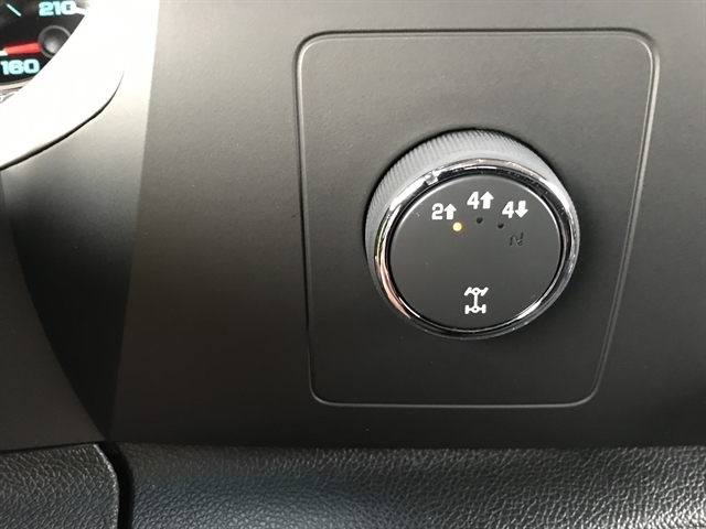 GMC Sierra 2500HD 4WD Crew Cab 153.7" SLE 2014 GMC Sierra 2500HD 4WD Crew Cab 153.7" SLE 2014