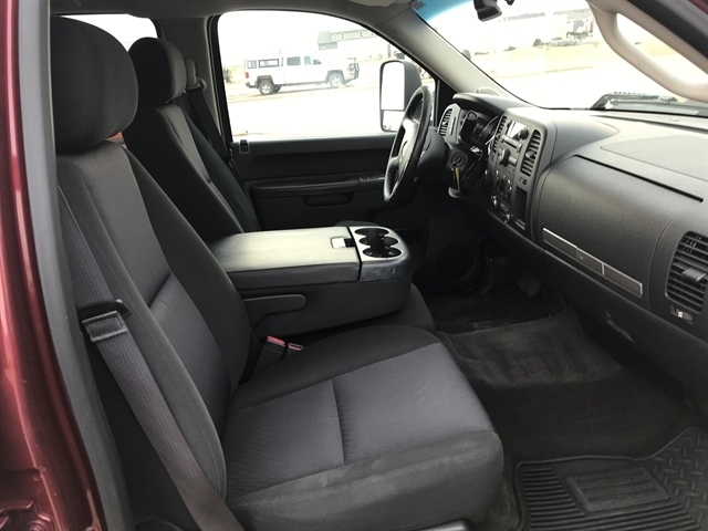 GMC Sierra 2500HD 4WD Crew Cab 153.7" SLE 2014 GMC Sierra 2500HD 4WD Crew Cab 153.7" SLE 2014