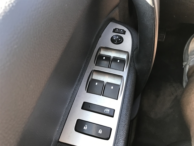 Chevrolet Silverado 2500HD 4WD Crew Cab 167.7" LT 2012 Chevrolet Silverado 2500HD 4WD Crew Cab 167.7" LT 2012