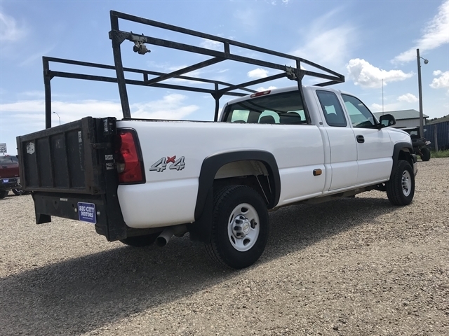 Chevrolet Silverado 2500HD Ext Cab 157.5" WB 4WD Work Truck 2005 Chevrolet Silverado 2500HD Ext Cab 157.5" WB 4WD Work Truck 2005