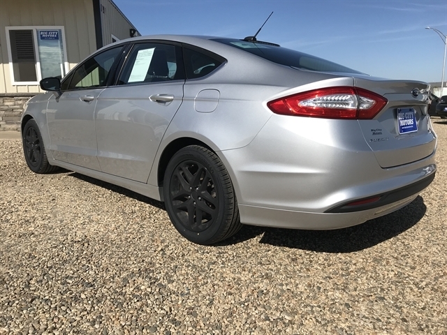 Ford Fusion 4dr Sdn SE FWD 2014 Ford Fusion 4dr Sdn SE FWD 2014