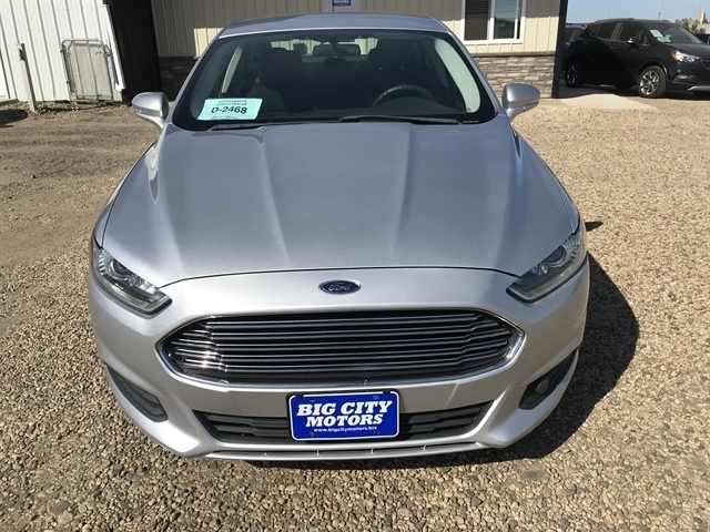 Ford Fusion 4dr Sdn SE FWD 2014 Ford Fusion 4dr Sdn SE FWD 2014