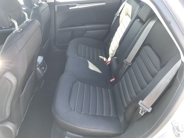 Ford Fusion 4dr Sdn SE FWD 2014 Ford Fusion 4dr Sdn SE FWD 2014