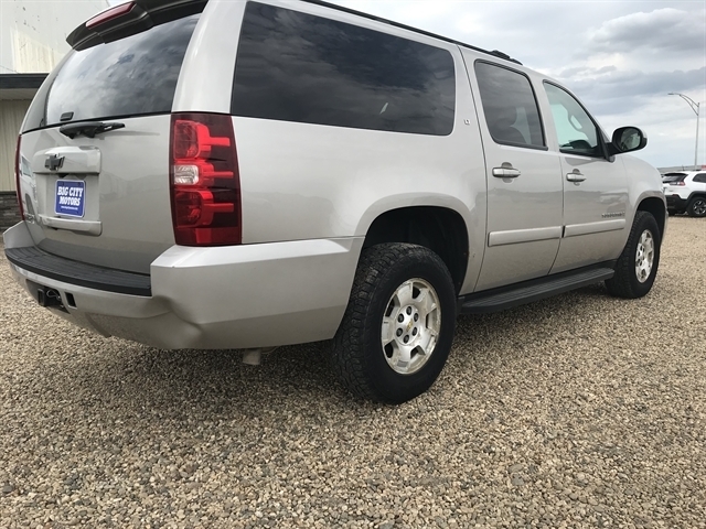 Chevrolet Suburban 4WD 4dr 1500 LT 2007 Chevrolet Suburban 4WD 4dr 1500 LT 2007