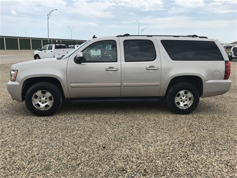2007 Chevrolet Suburban 4WD 4dr 1500 LT